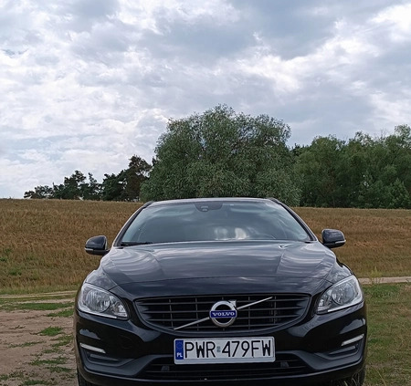 Volvo V60 cena 46500 przebieg: 197000, rok produkcji 2016 z Pyzdry małe 667